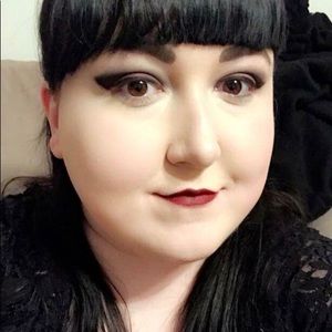 Meet your Posher, Destiny